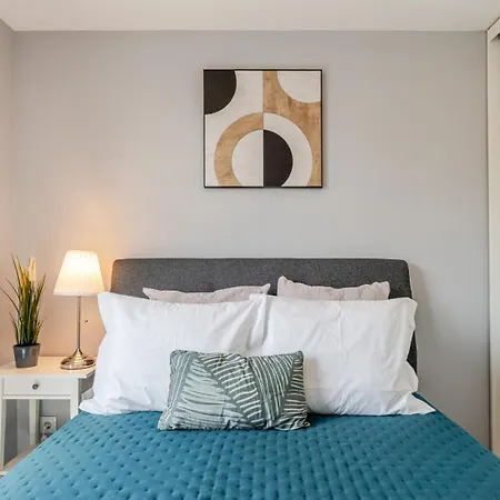 Stylish & Bright By Hostwise Appartement Oporto