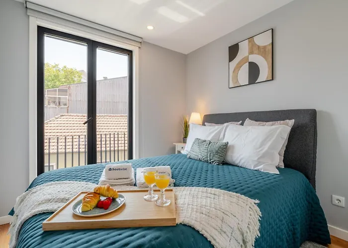 Stylish & Bright By Hostwise