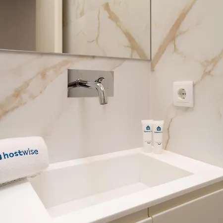 Stylish & Bright By Hostwise *