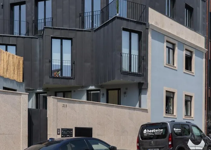 Stylish & Bright By Hostwise Porto