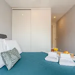 Stylish & Bright By Hostwise *